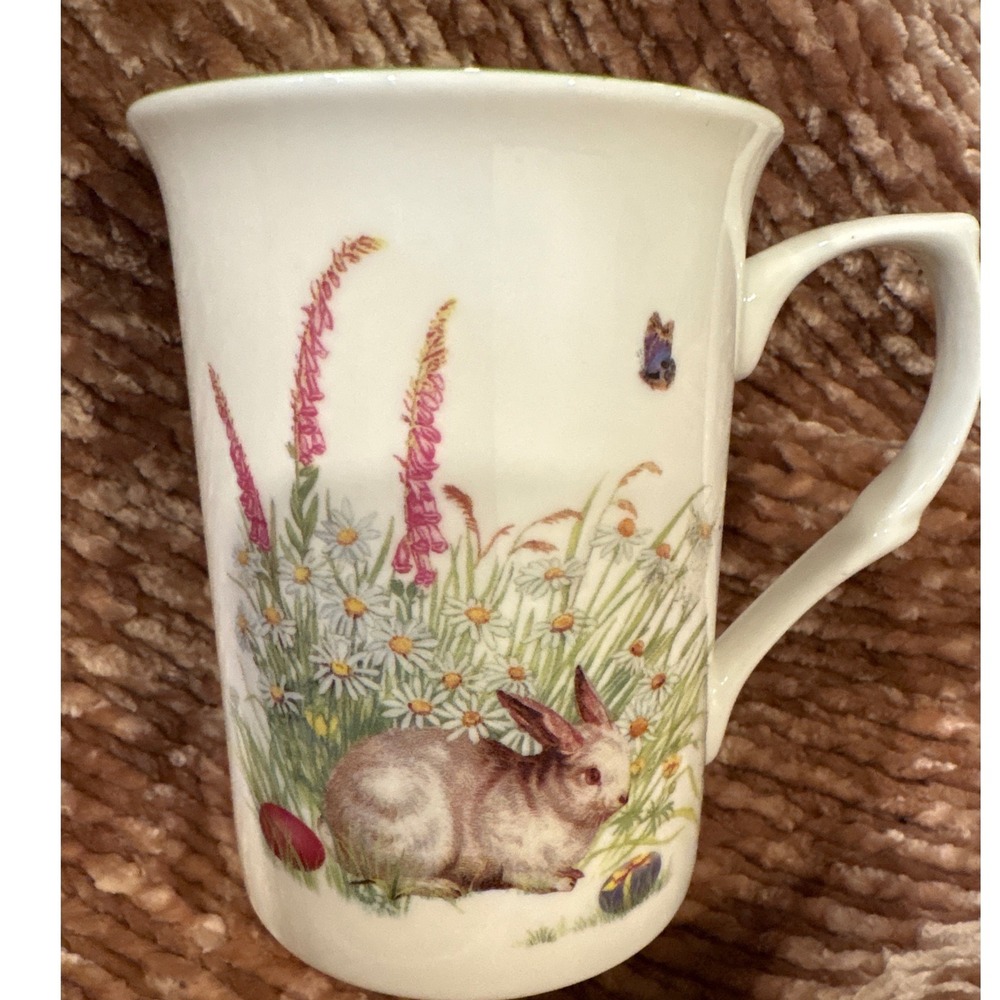Stechcol Gracie Bone‎ Fine China Easter Bunny Rabbit Floral Coffee Mug Coastline